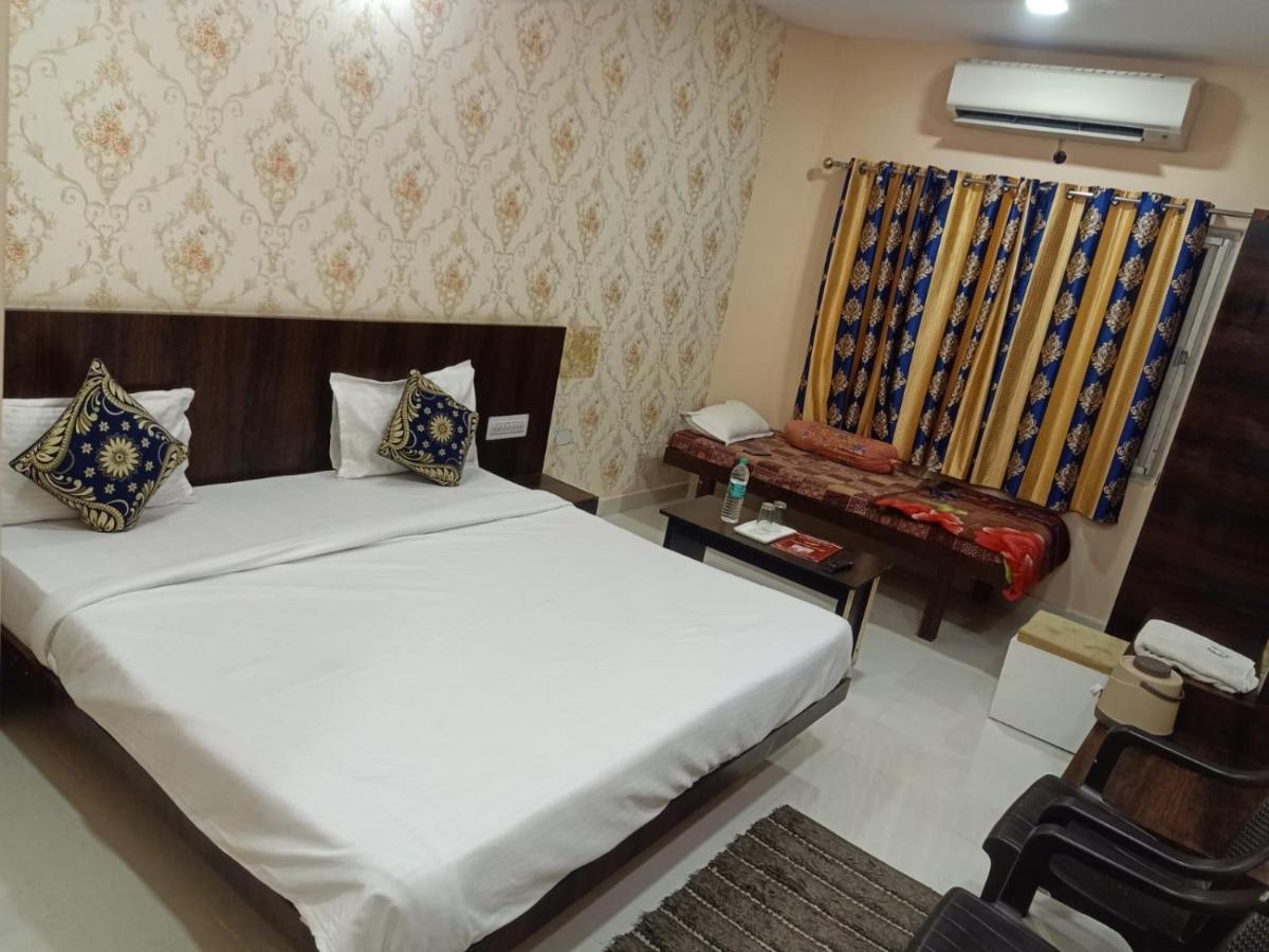Hotel Laxmi Mahal Udajpur Exteriér fotografie